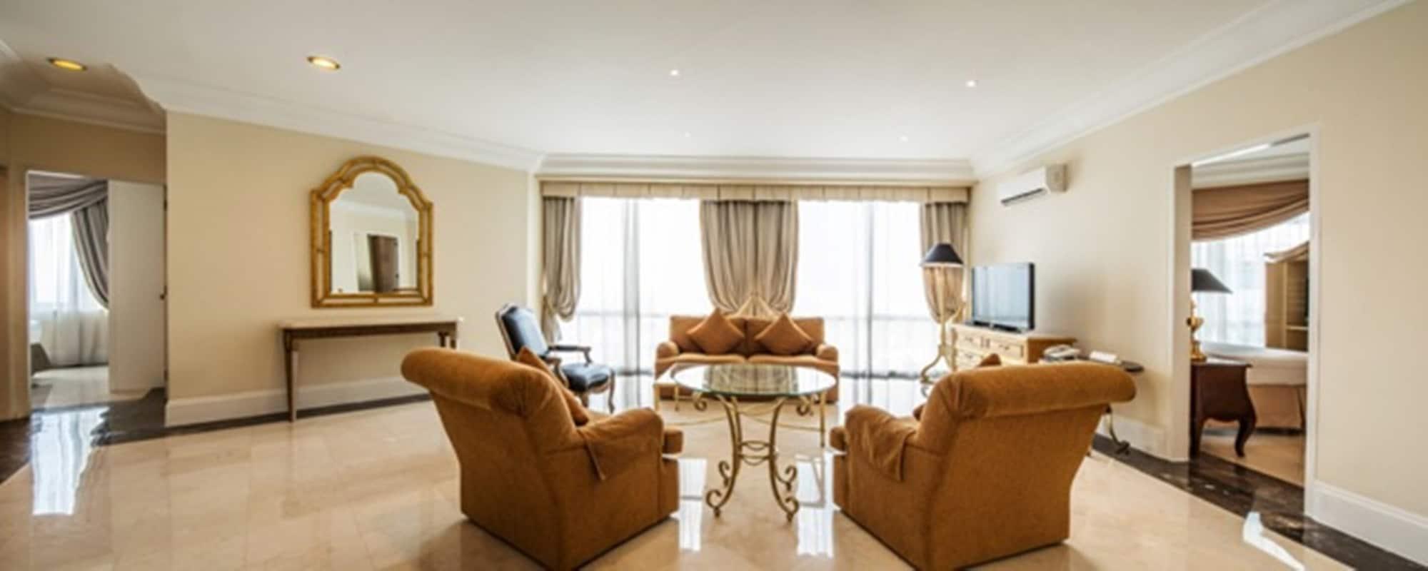 Batavia Hotel & Serviced Apartments Jakarta Exterior photo