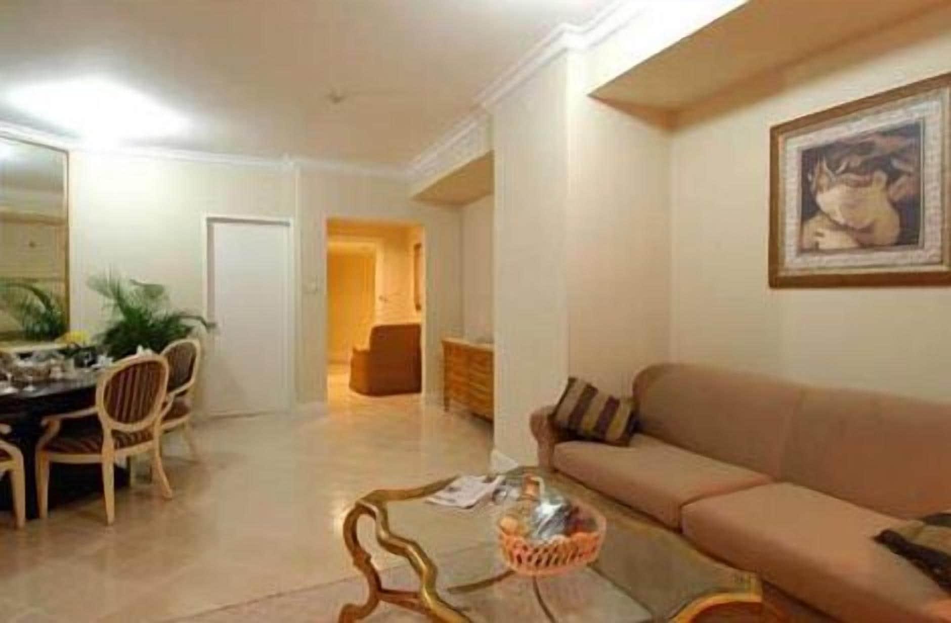 Batavia Hotel & Serviced Apartments Jakarta Exterior photo