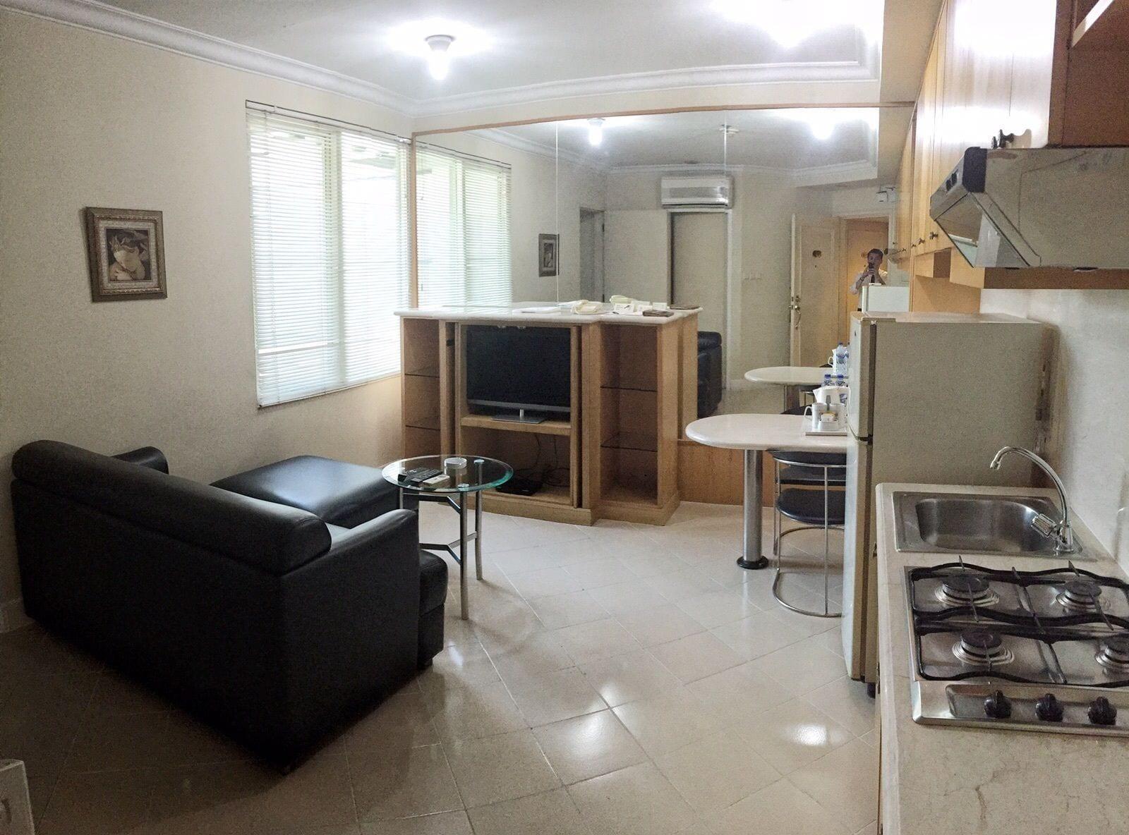 Batavia Hotel & Serviced Apartments Jakarta Exterior photo