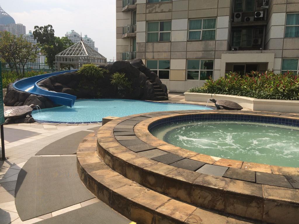 Batavia Hotel & Serviced Apartments Jakarta Exterior photo