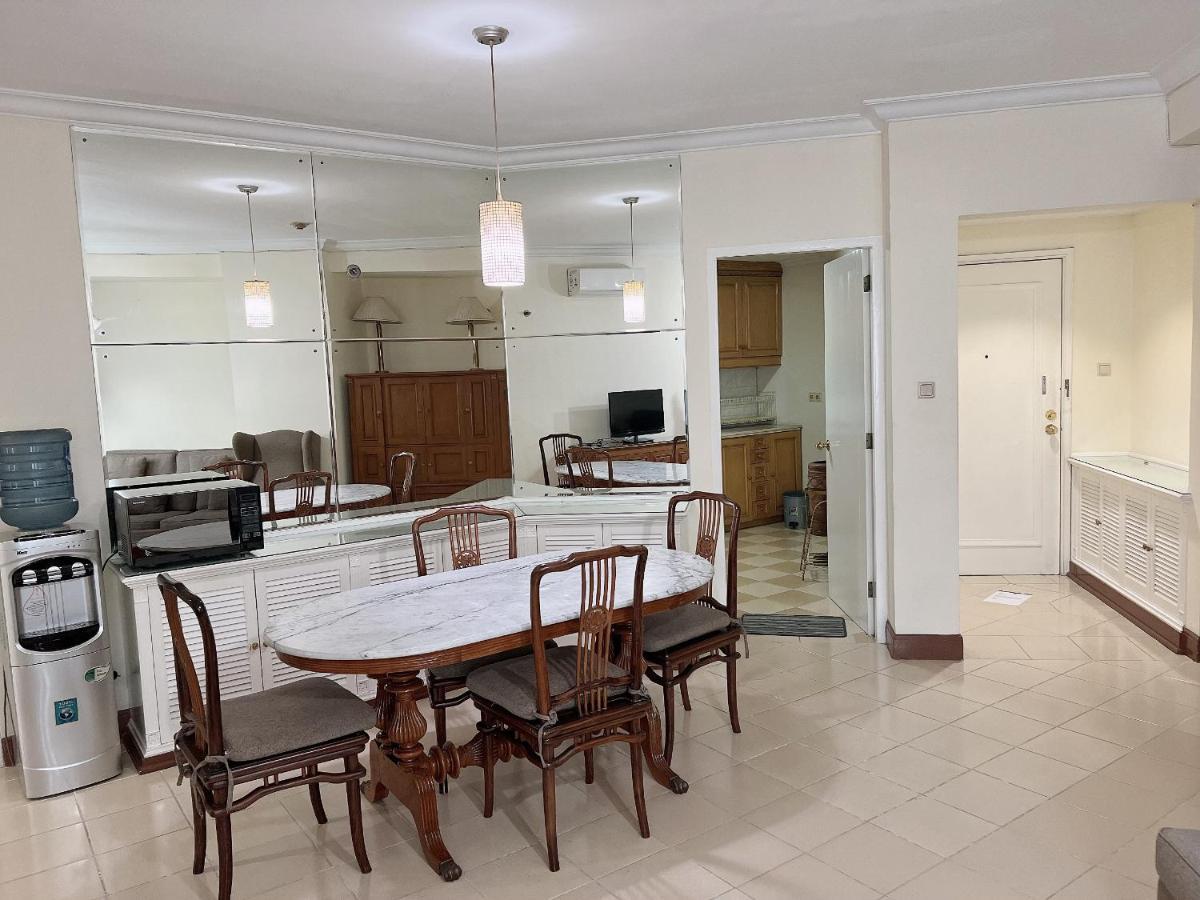 Batavia Hotel & Serviced Apartments Jakarta Exterior photo