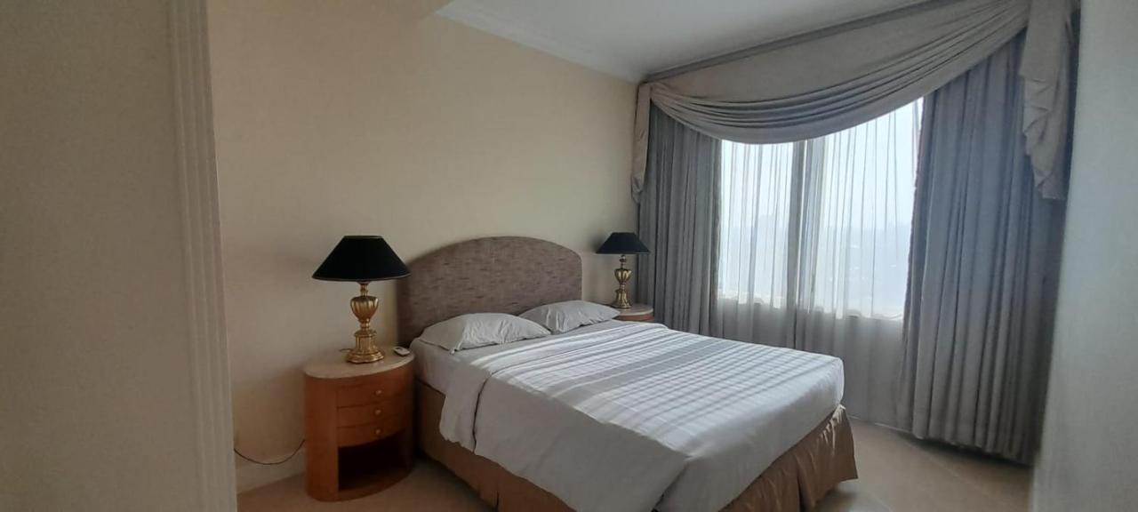 Batavia Hotel & Serviced Apartments Jakarta Exterior photo
