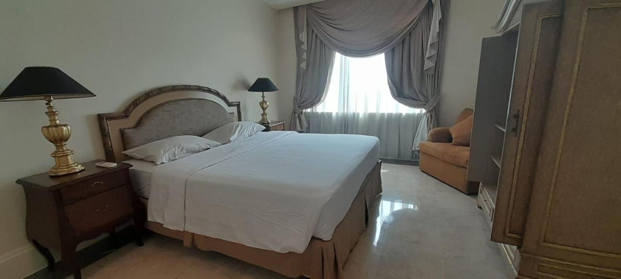 Batavia Hotel & Serviced Apartments Jakarta Exterior photo