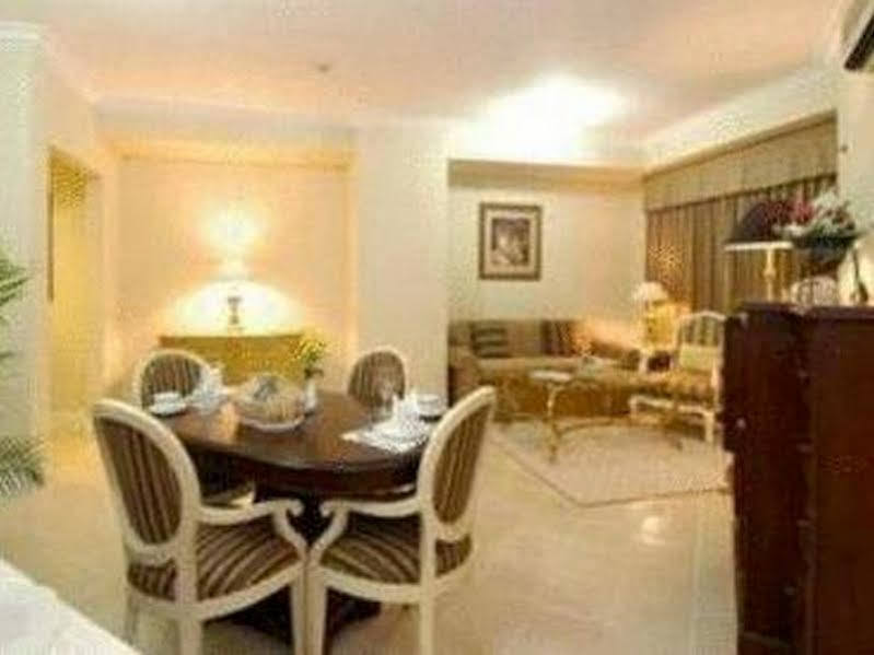 Batavia Hotel & Serviced Apartments Jakarta Exterior photo