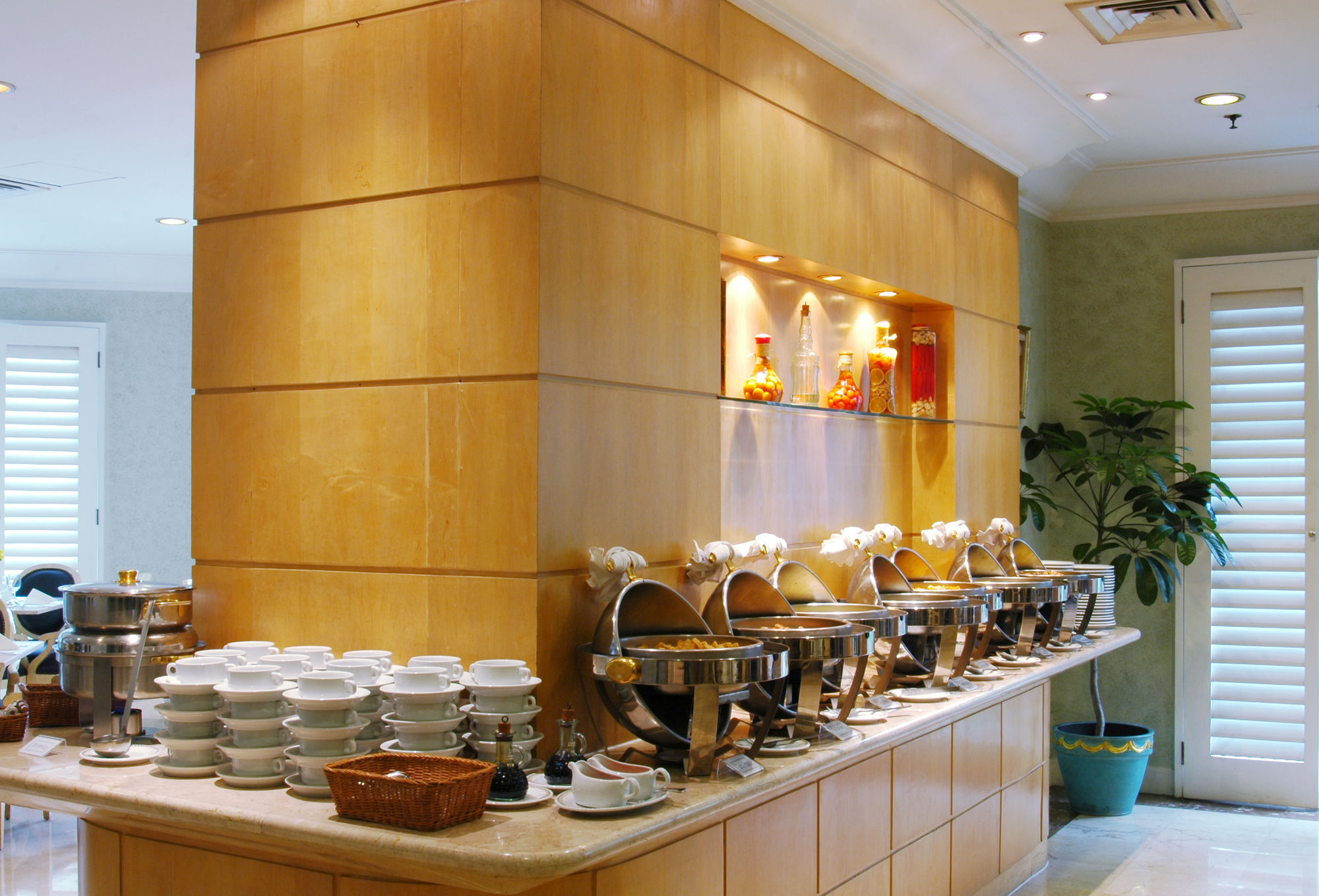 Batavia Hotel & Serviced Apartments Jakarta Exterior photo